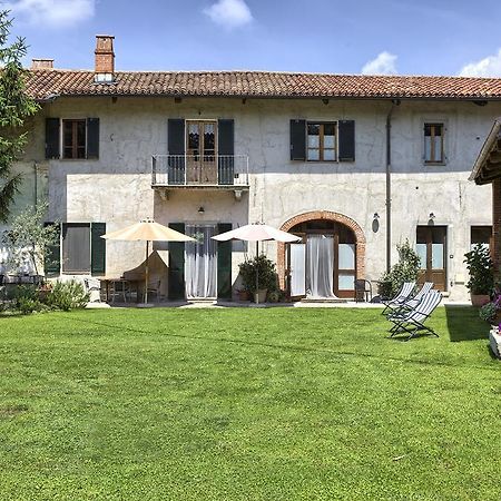 B&B Cascina Moncrava อีเฟรอา ภายนอก รูปภาพ