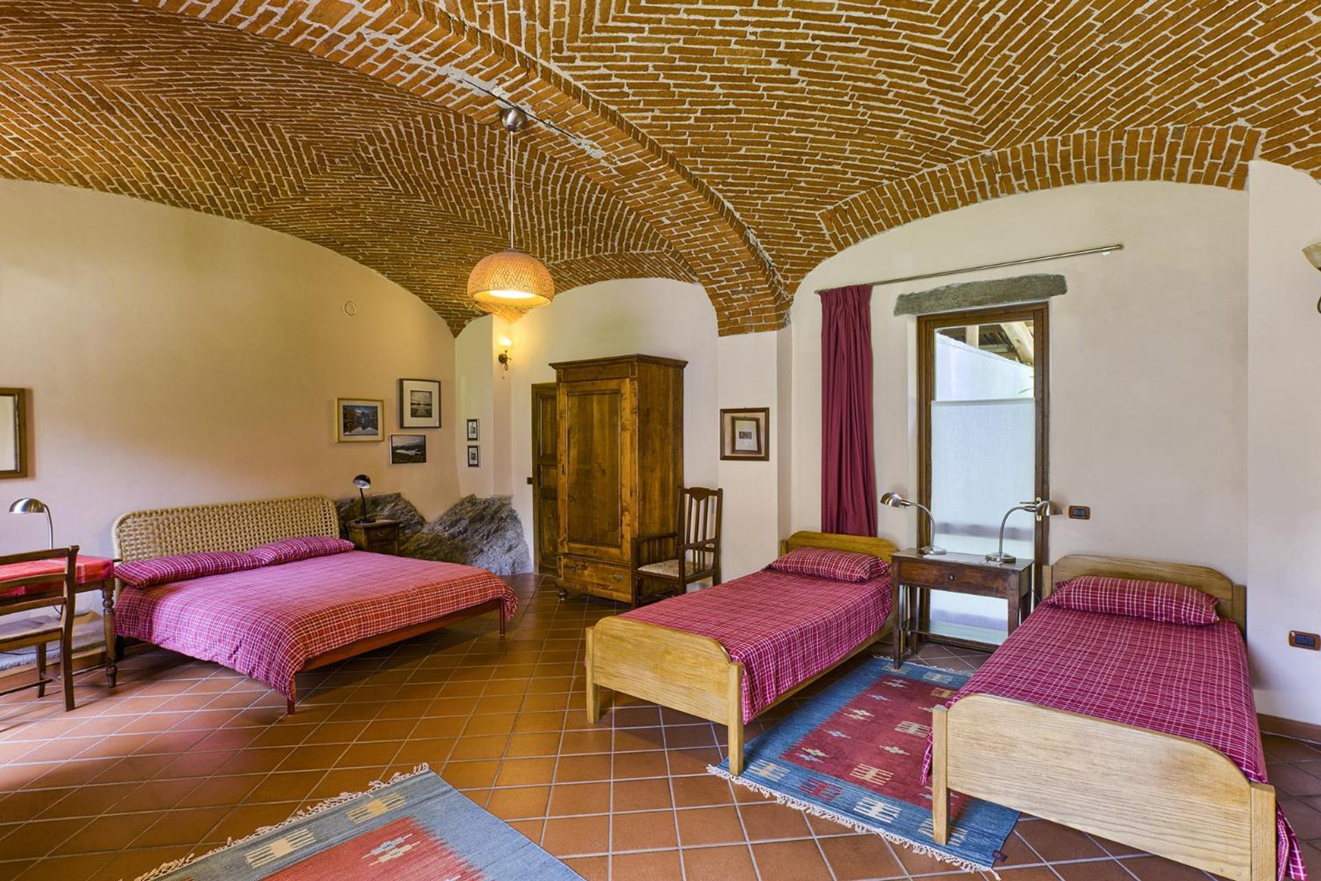 B&B Cascina Moncrava อีเฟรอา ห้อง รูปภาพ
