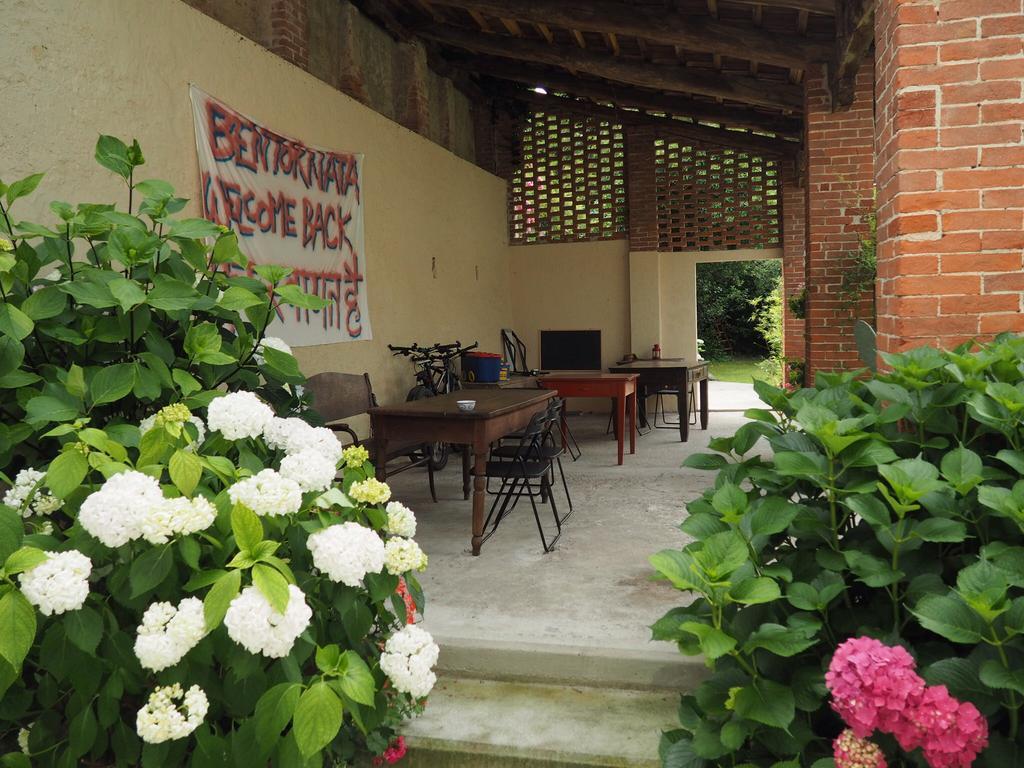 B&B Cascina Moncrava อีเฟรอา ภายนอก รูปภาพ